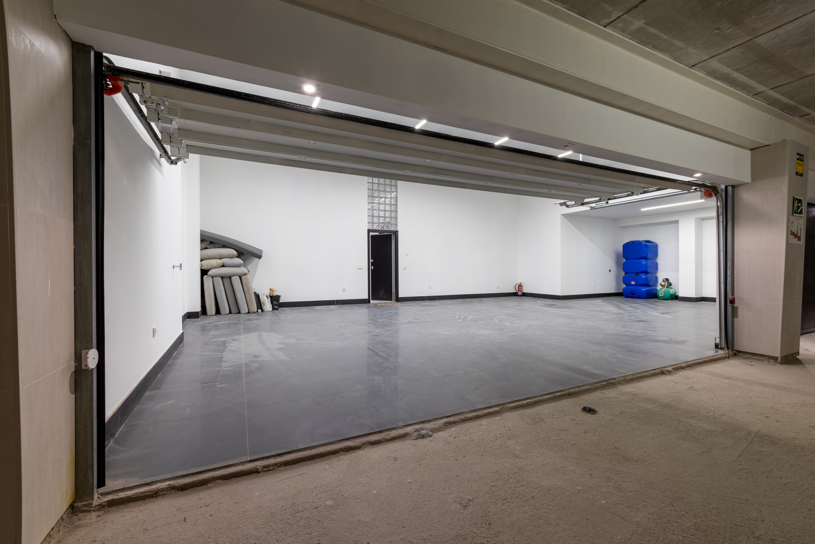 Diamond_Beach_Marbella_25 garage